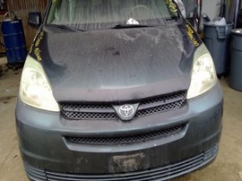 2004 TOYOTA SIENNA, LE MODEL, 3.3L, AT, FWD.  Z25248